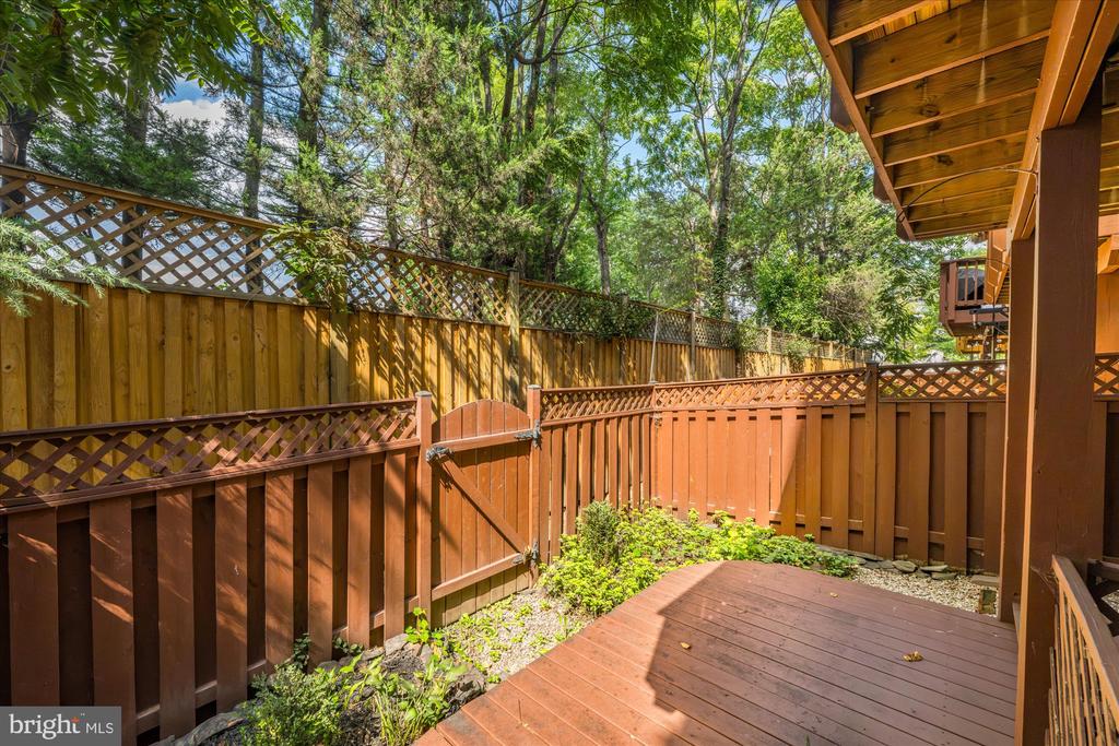 329 HELMUTH LANE