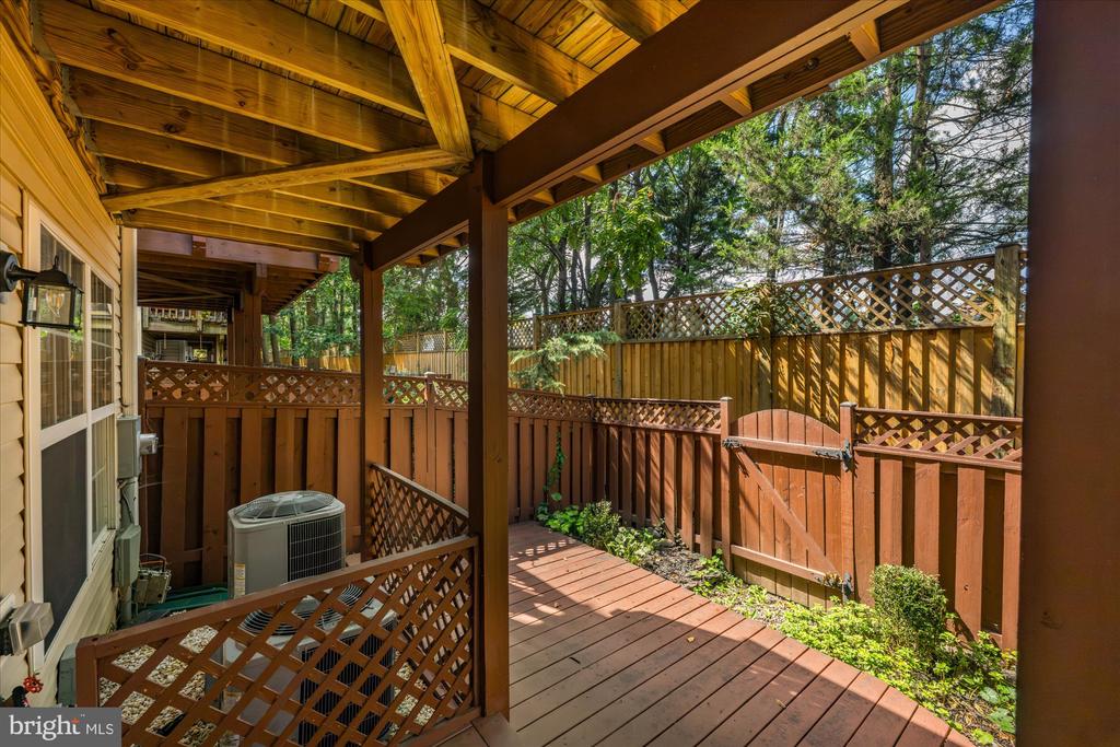 329 HELMUTH LANE