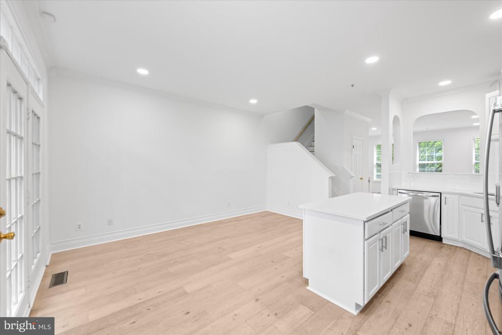 329 HELMUTH LANE