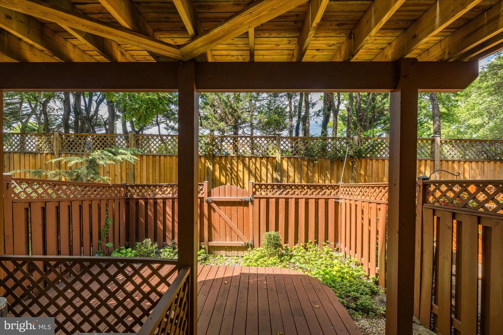 329 HELMUTH LANE