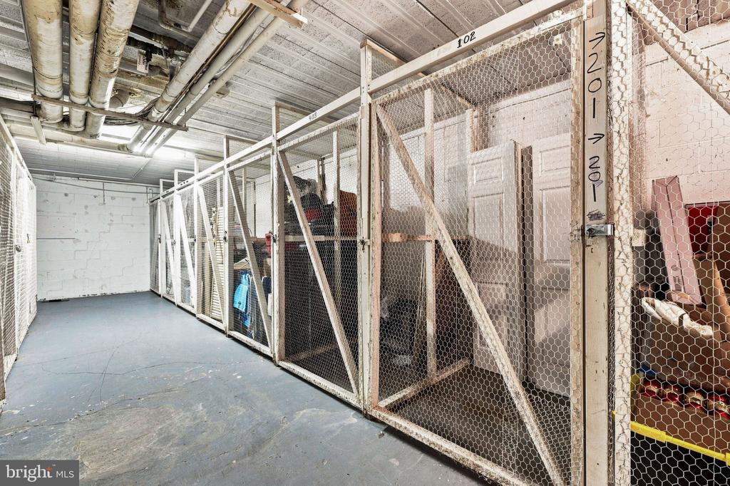 3330 S 28TH STREET Unit: 102