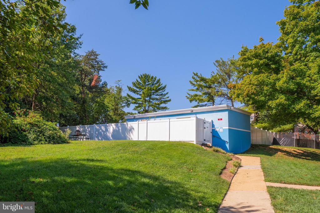 3330 S 28TH STREET Unit: 102