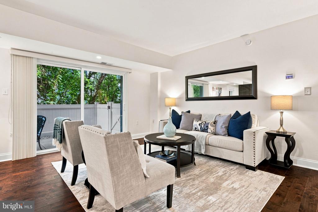 3330 S 28TH STREET Unit: 102