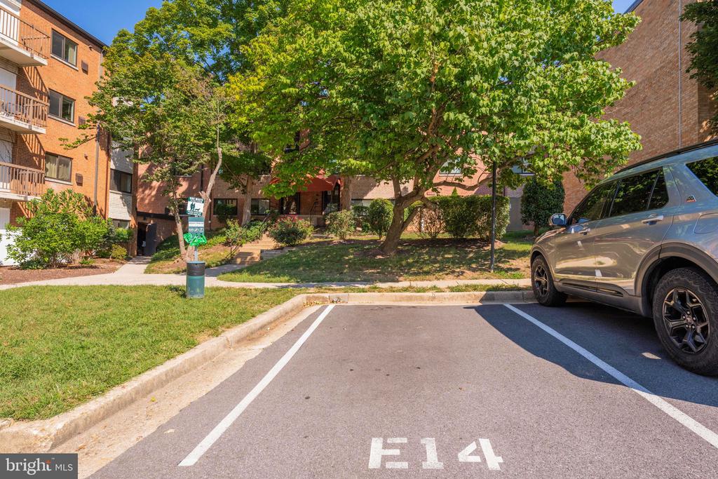 3330 S 28TH STREET Unit: 102