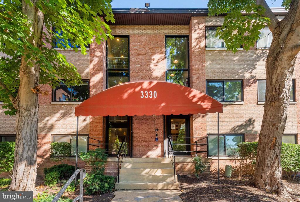 3330 S 28TH STREET Unit: 102