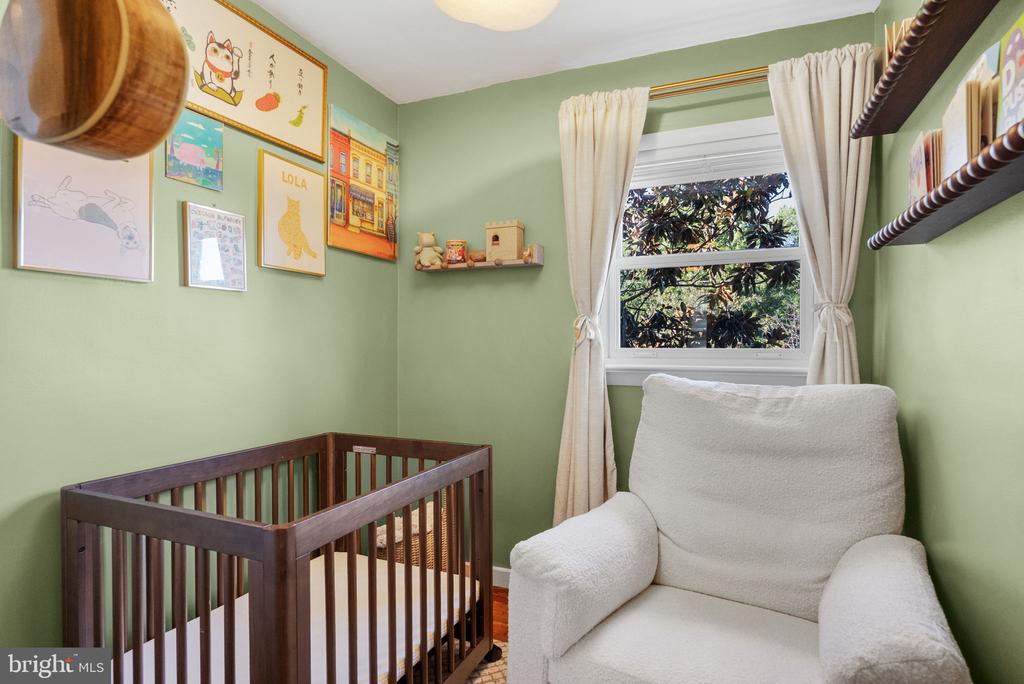 19 E CUSTIS AVENUE Unit: A