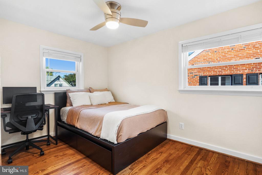 19 E CUSTIS AVENUE Unit: A
