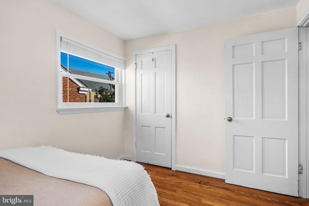 19 E CUSTIS AVENUE Unit: A