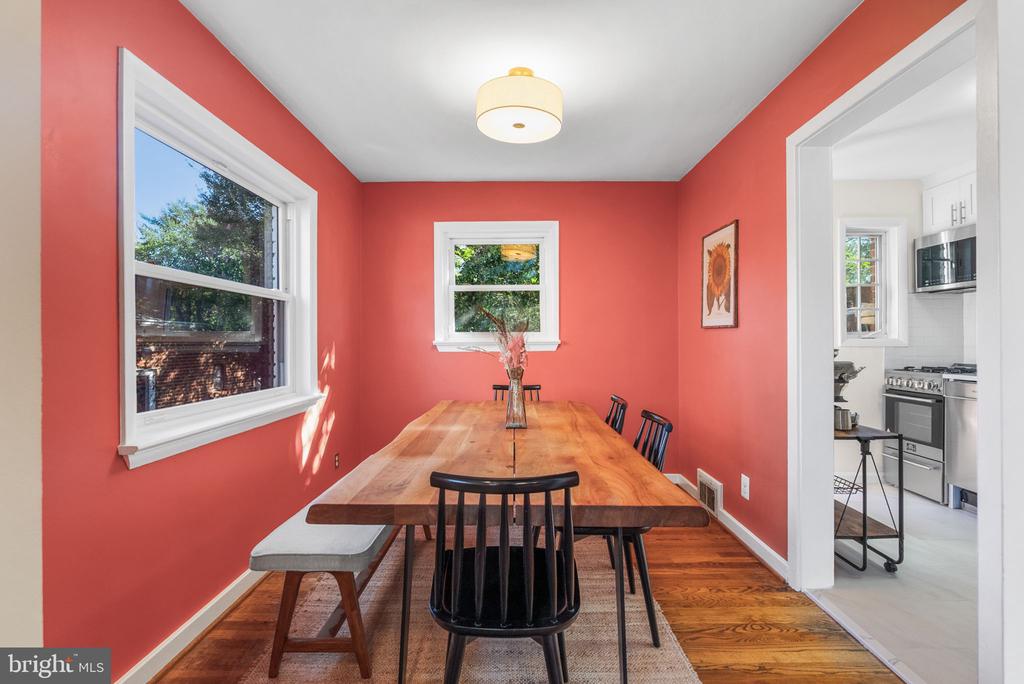 19 E CUSTIS AVENUE Unit: A