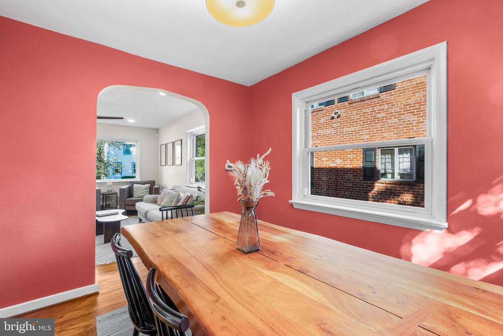 19 E CUSTIS AVENUE Unit: A