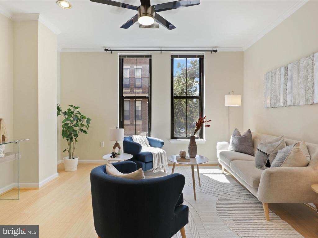 444 W BROAD STREET 201