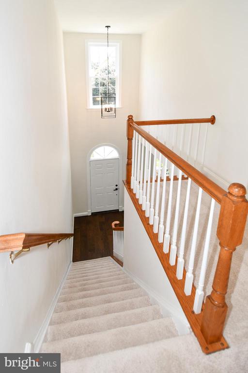 301 HILLWOOD AVENUE