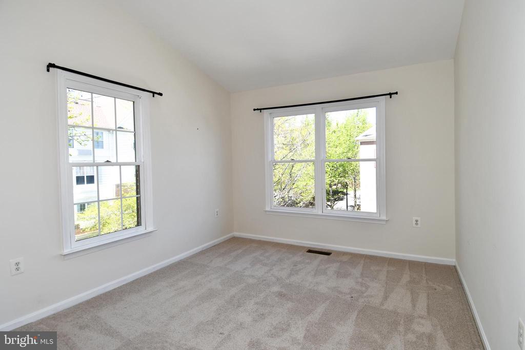 301 HILLWOOD AVENUE