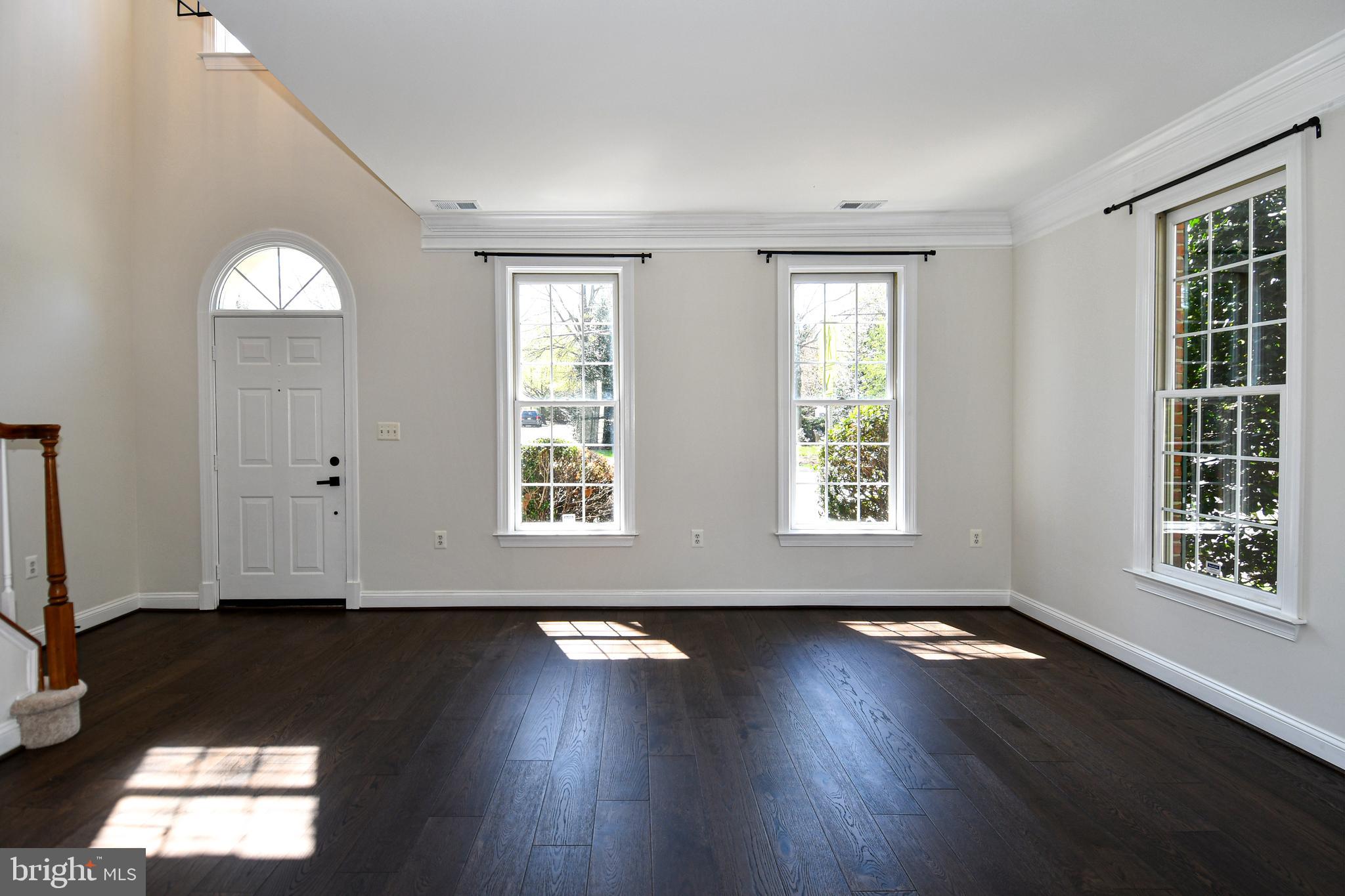 301 HILLWOOD AVENUE