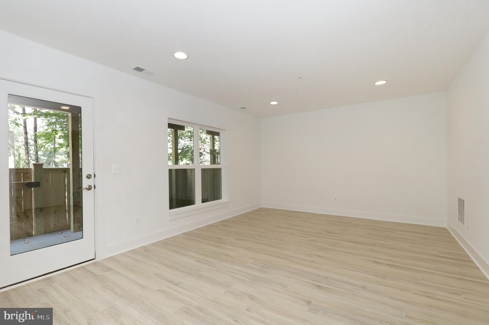 3532 SUTTON HEIGHTS CIRCLE