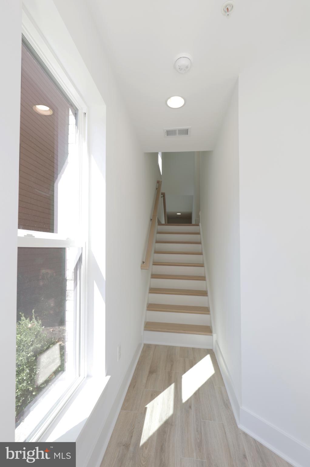 3532 SUTTON HEIGHTS CIRCLE