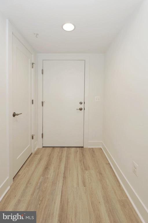 3532 SUTTON HEIGHTS CIRCLE