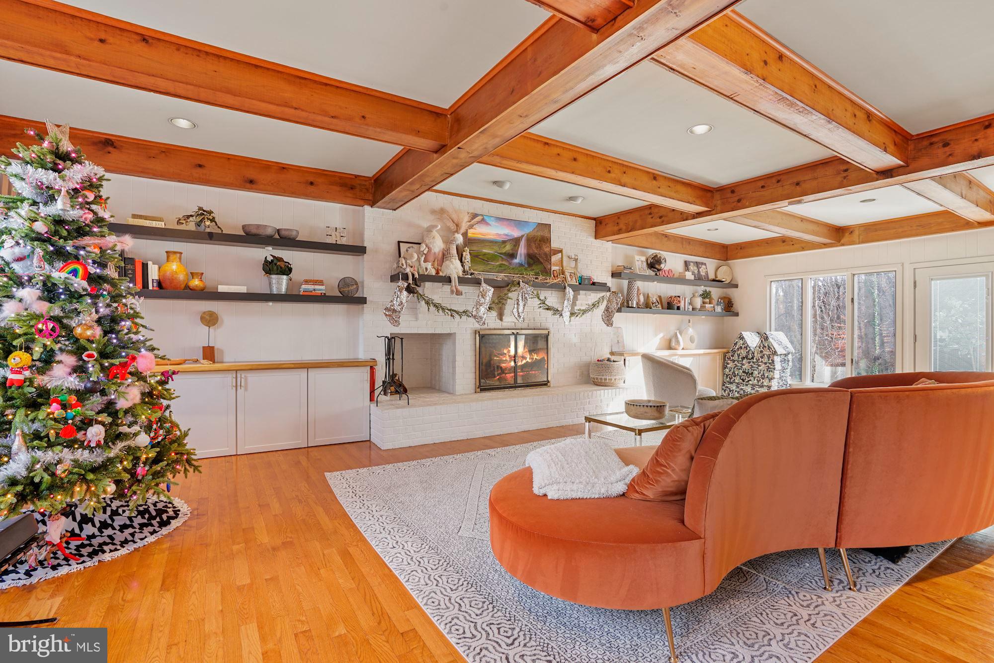 3817 FORT HILL DRIVE