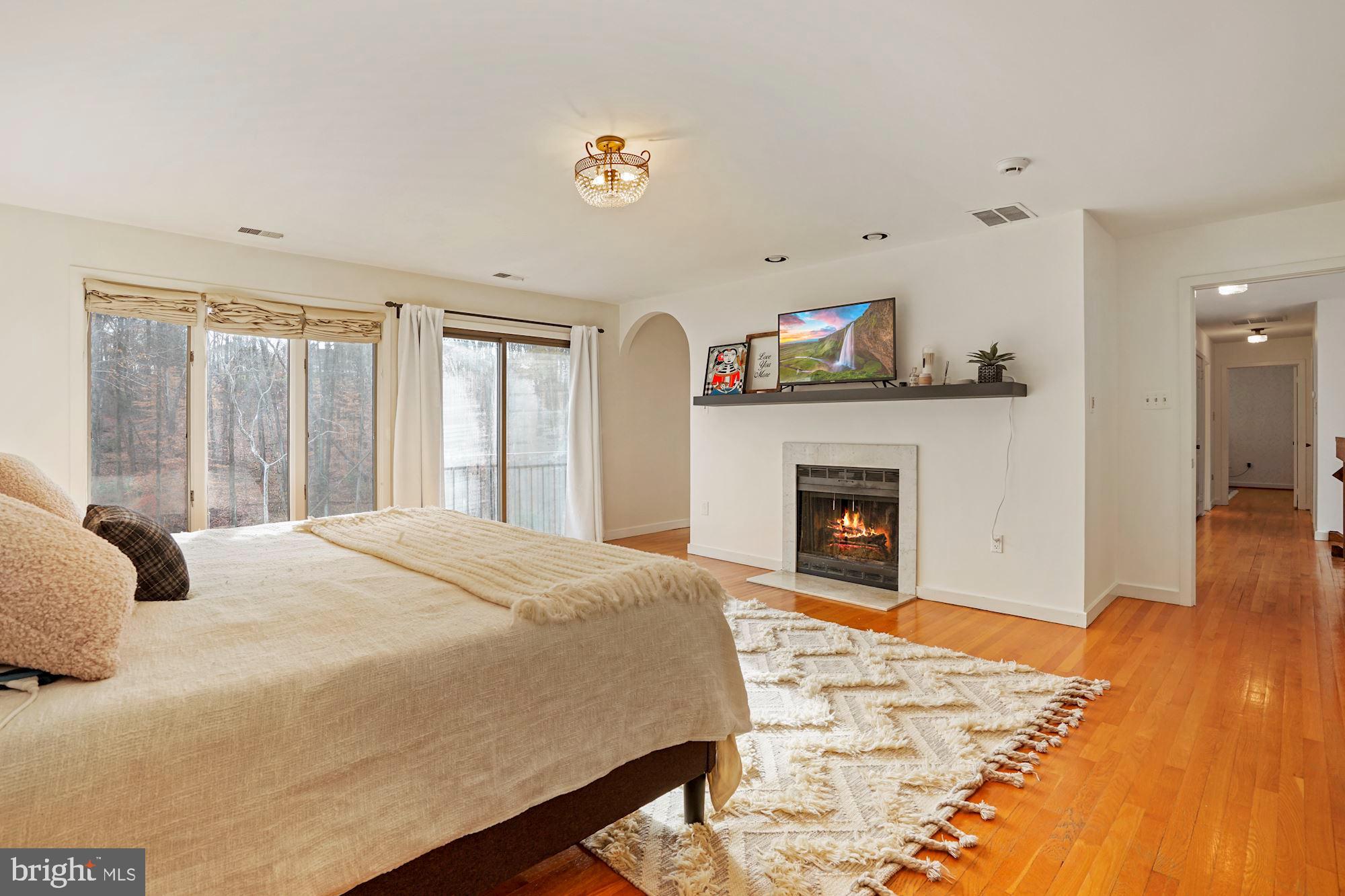 3817 FORT HILL DRIVE