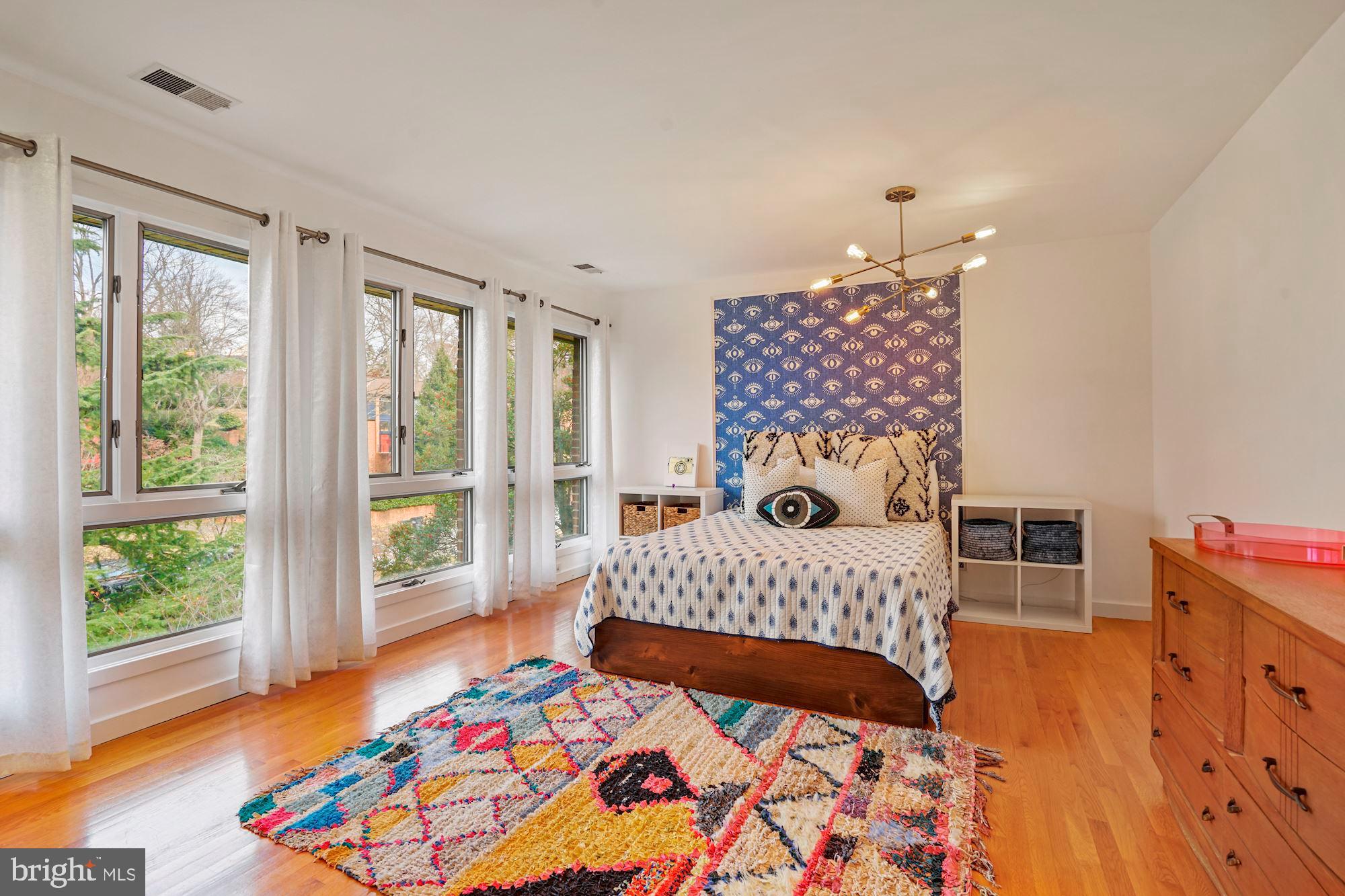 3817 FORT HILL DRIVE