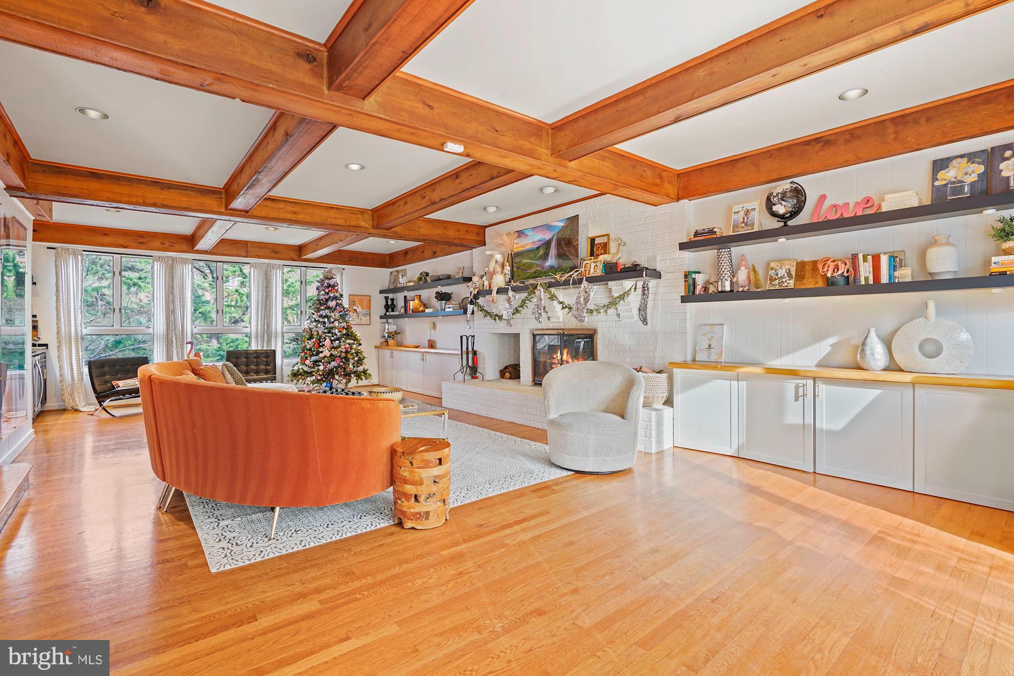 3817 FORT HILL DRIVE