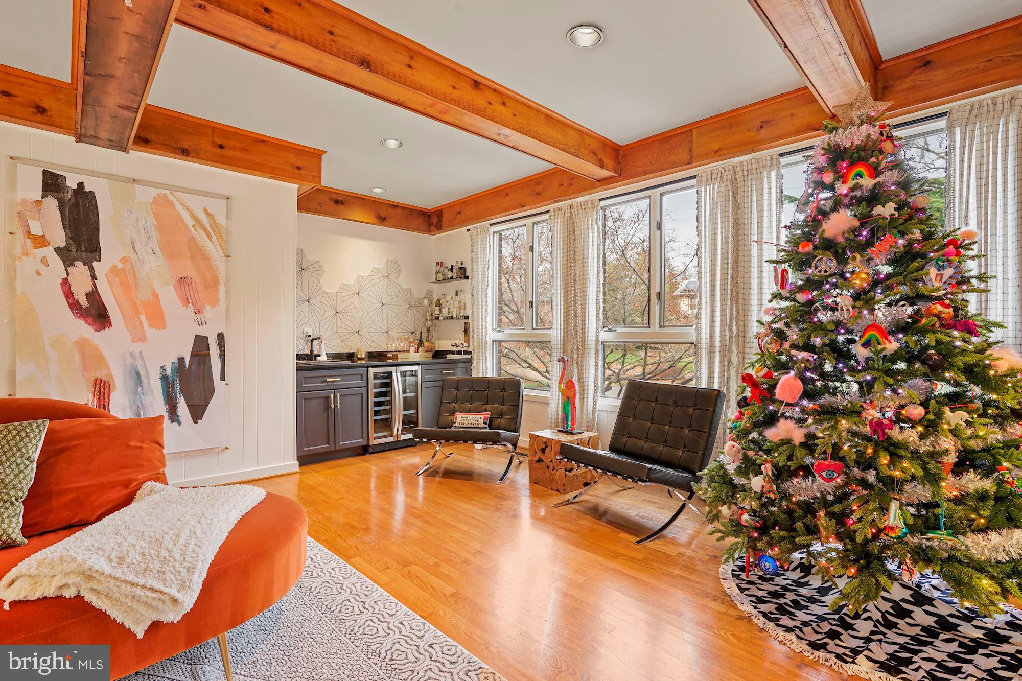 3817 FORT HILL DRIVE