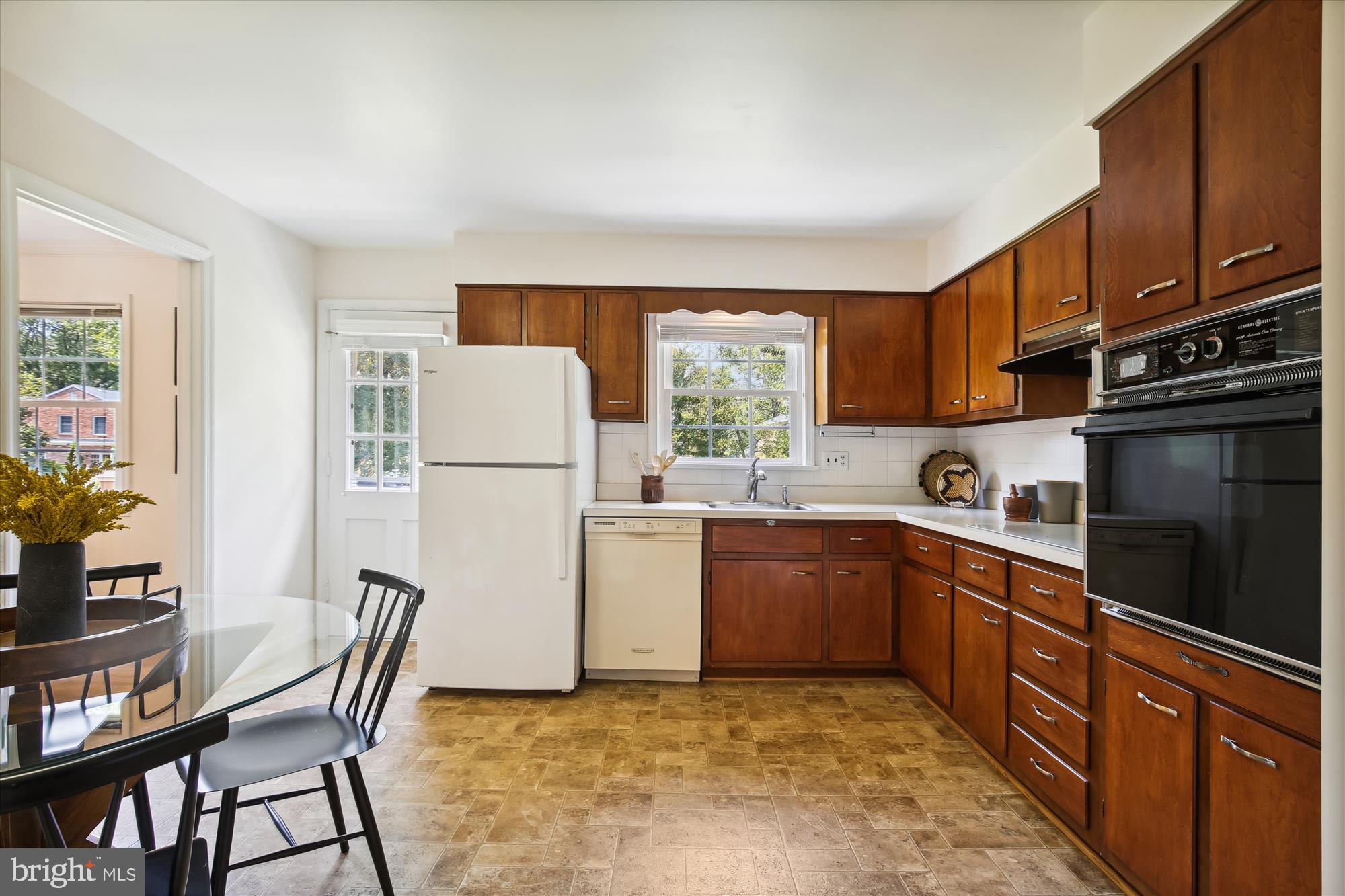 2308 WILKINSON PLACE