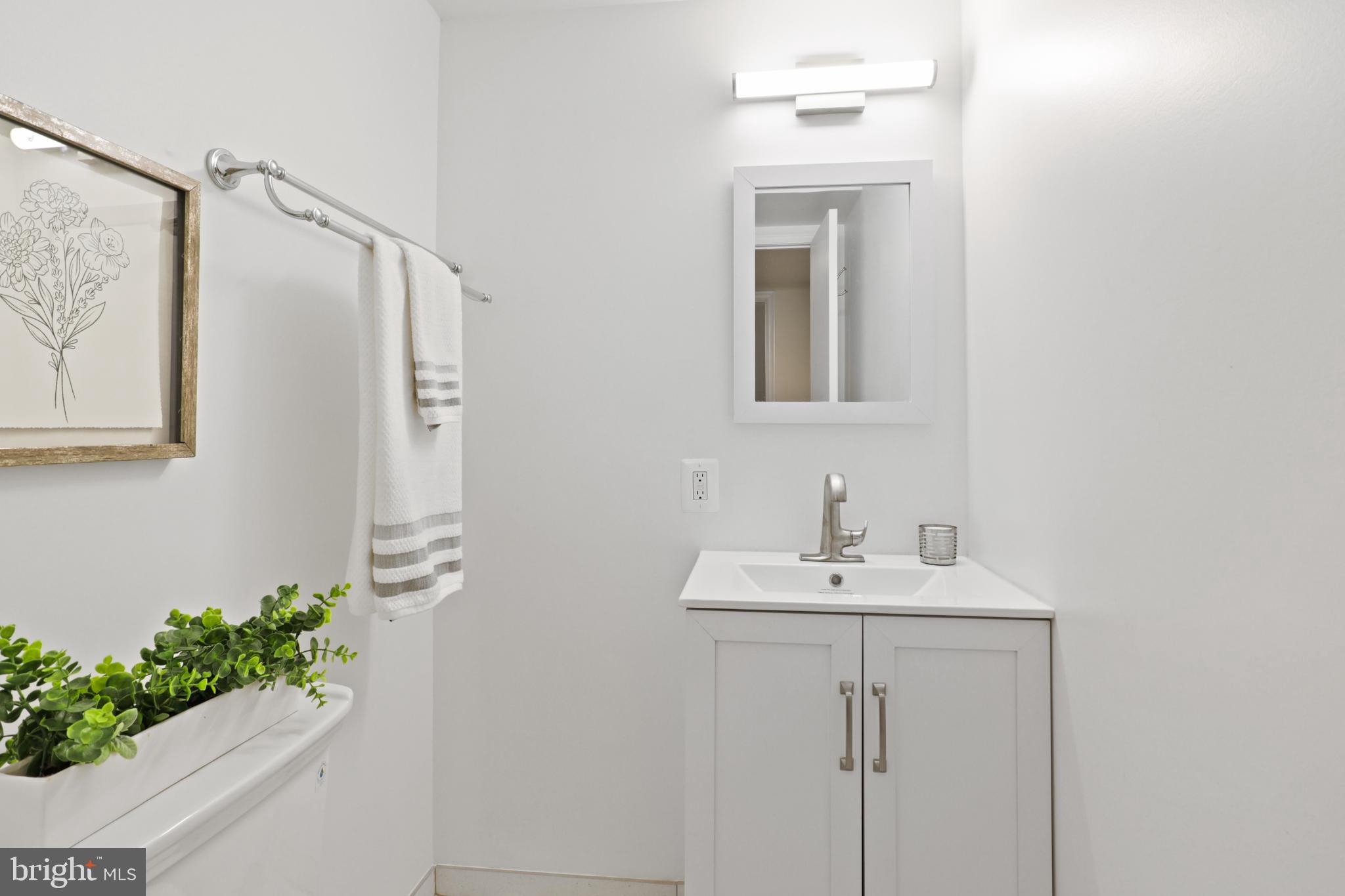 8939 ORANGE HUNT LANE