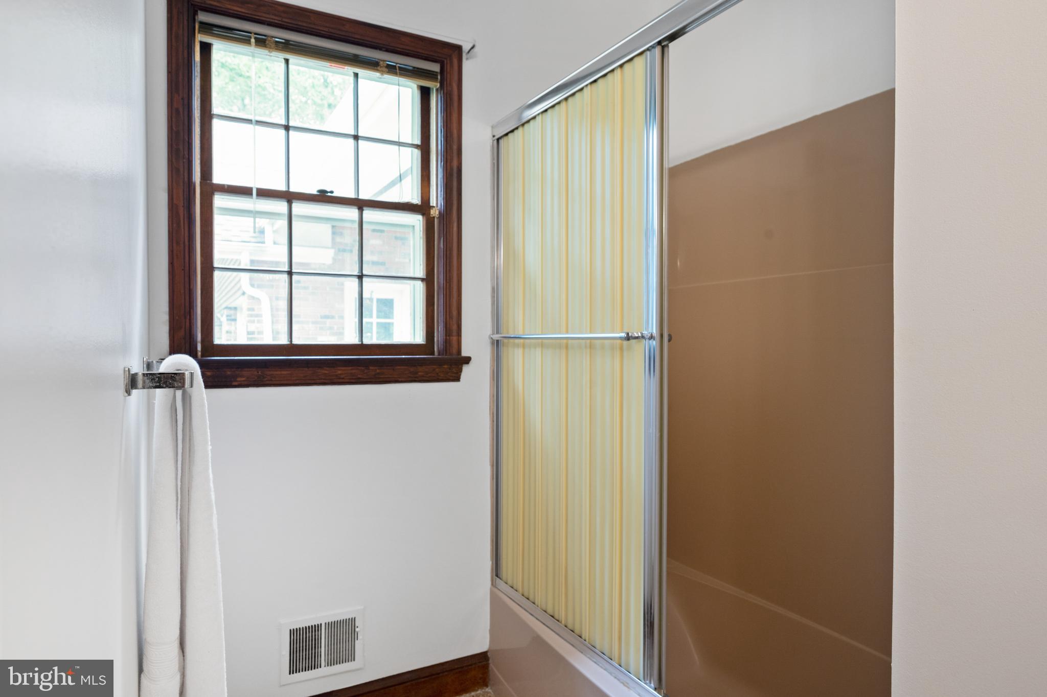 5113 COLEBROOK PLACE