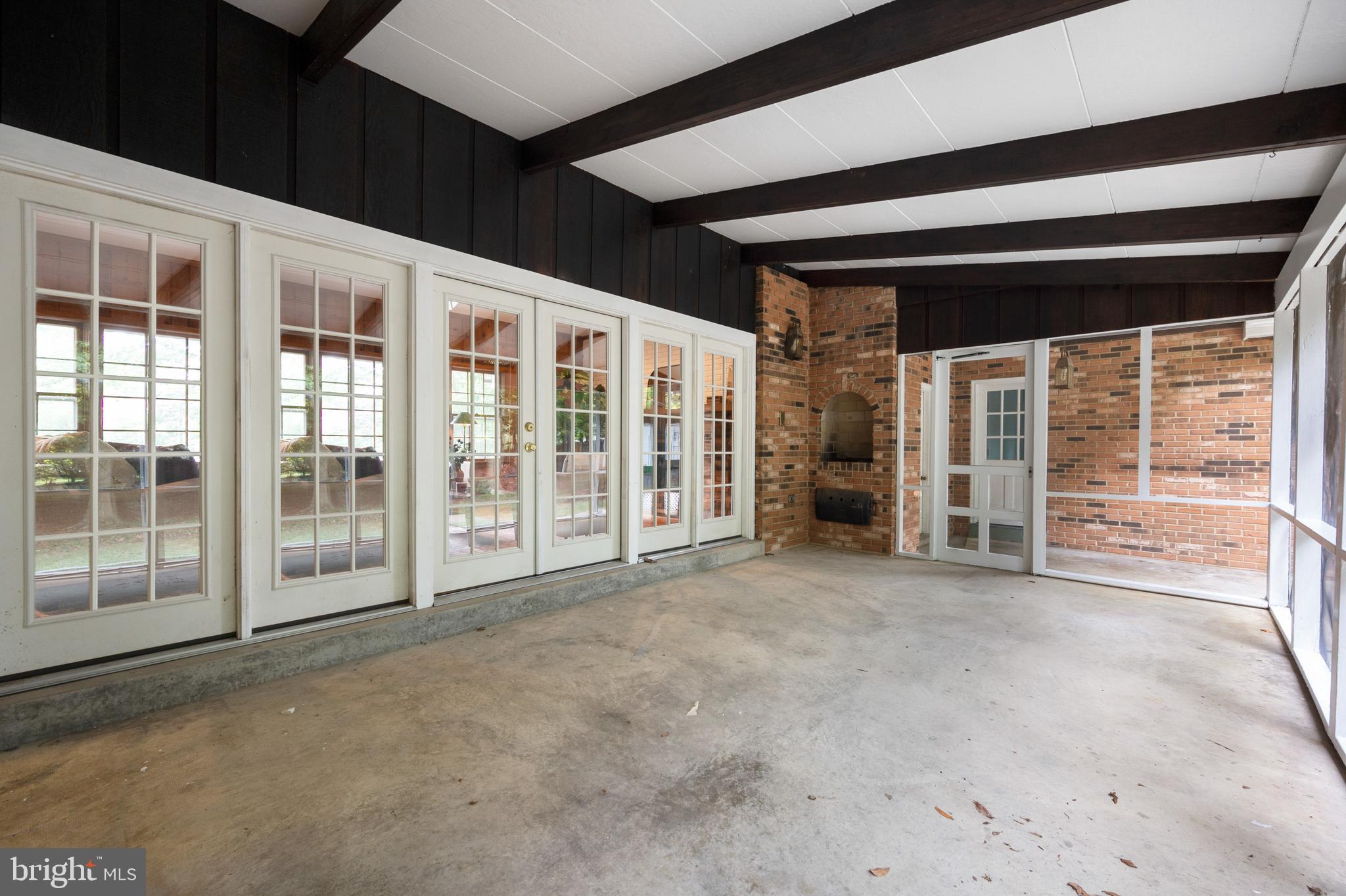 5113 COLEBROOK PLACE