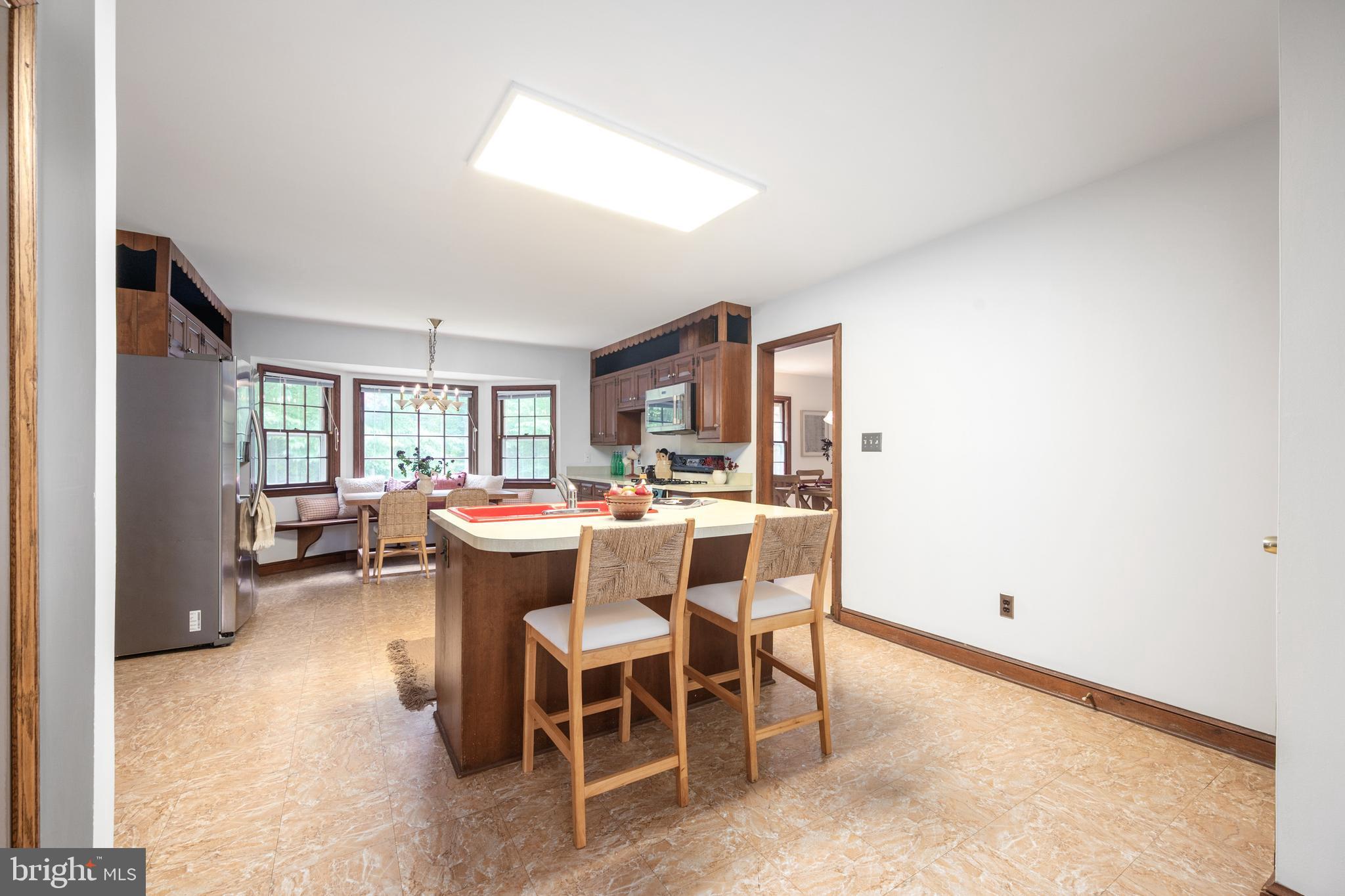 5113 COLEBROOK PLACE