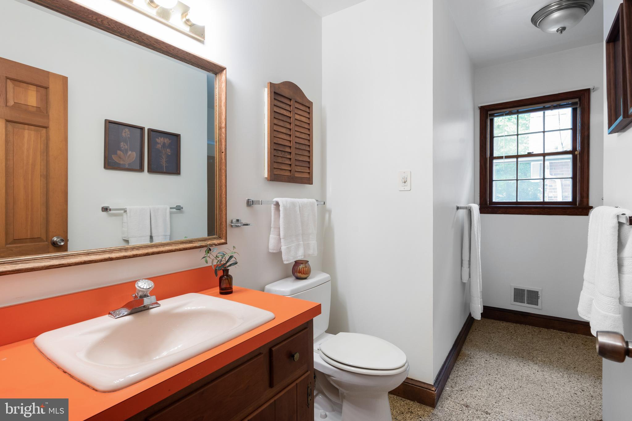 5113 COLEBROOK PLACE