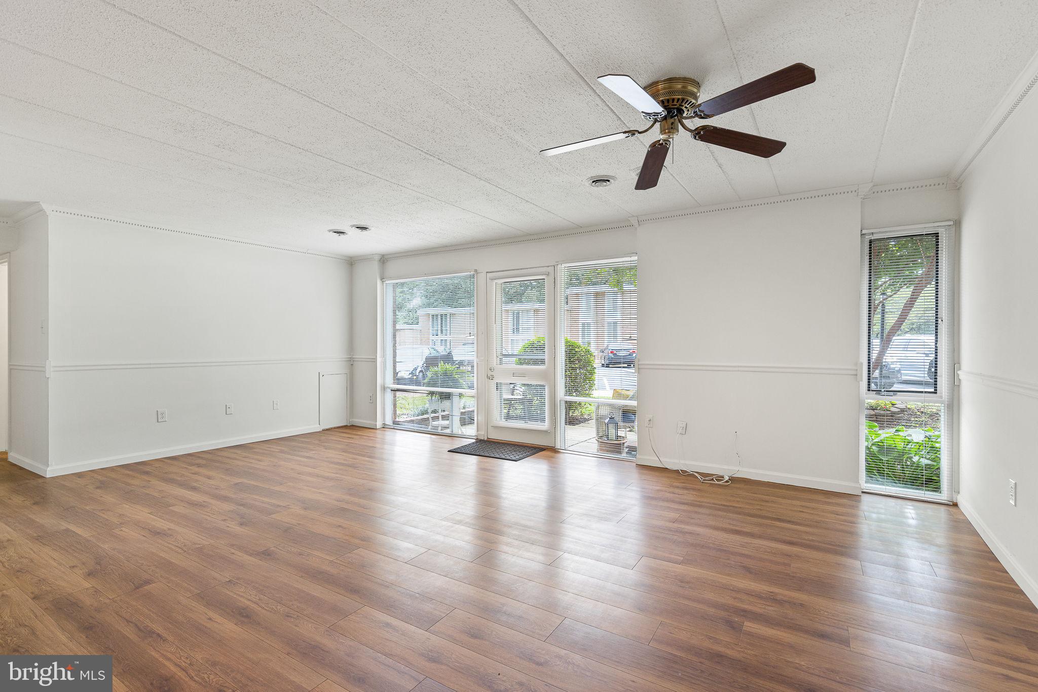 2611 FORT FARNSWORTH ROAD 302