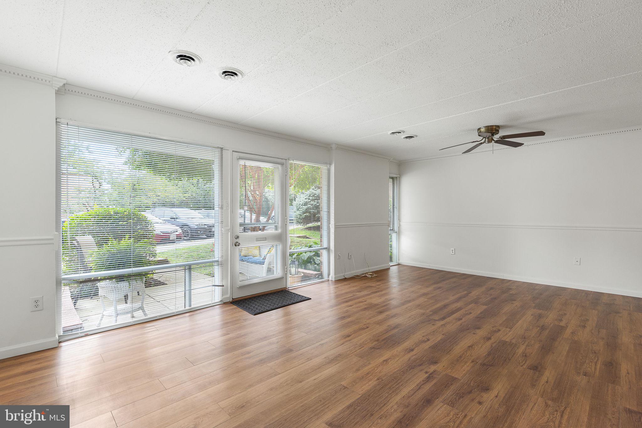 2611 FORT FARNSWORTH ROAD 302