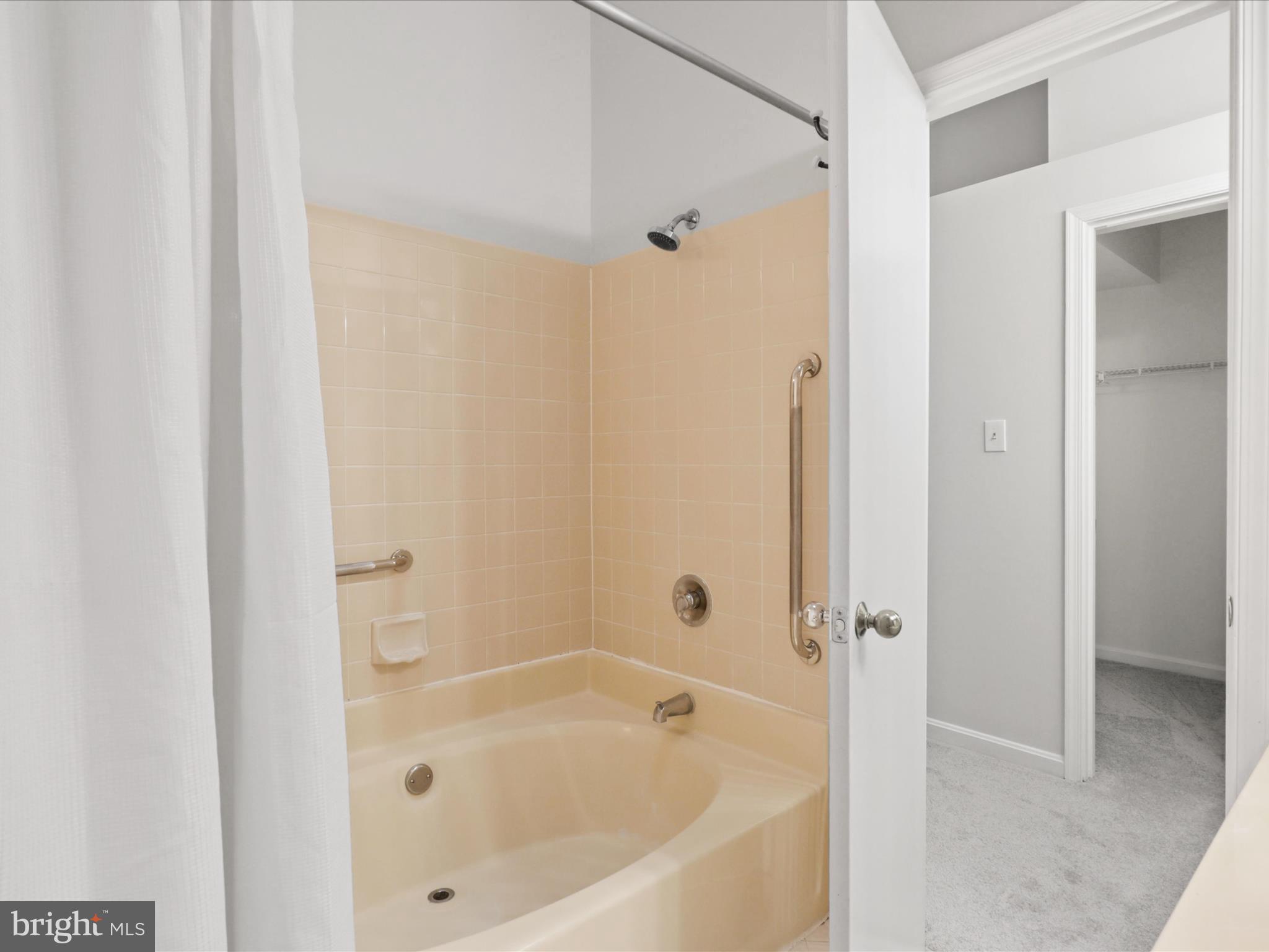 12254 FORT BUFFALO CIRCLE 506