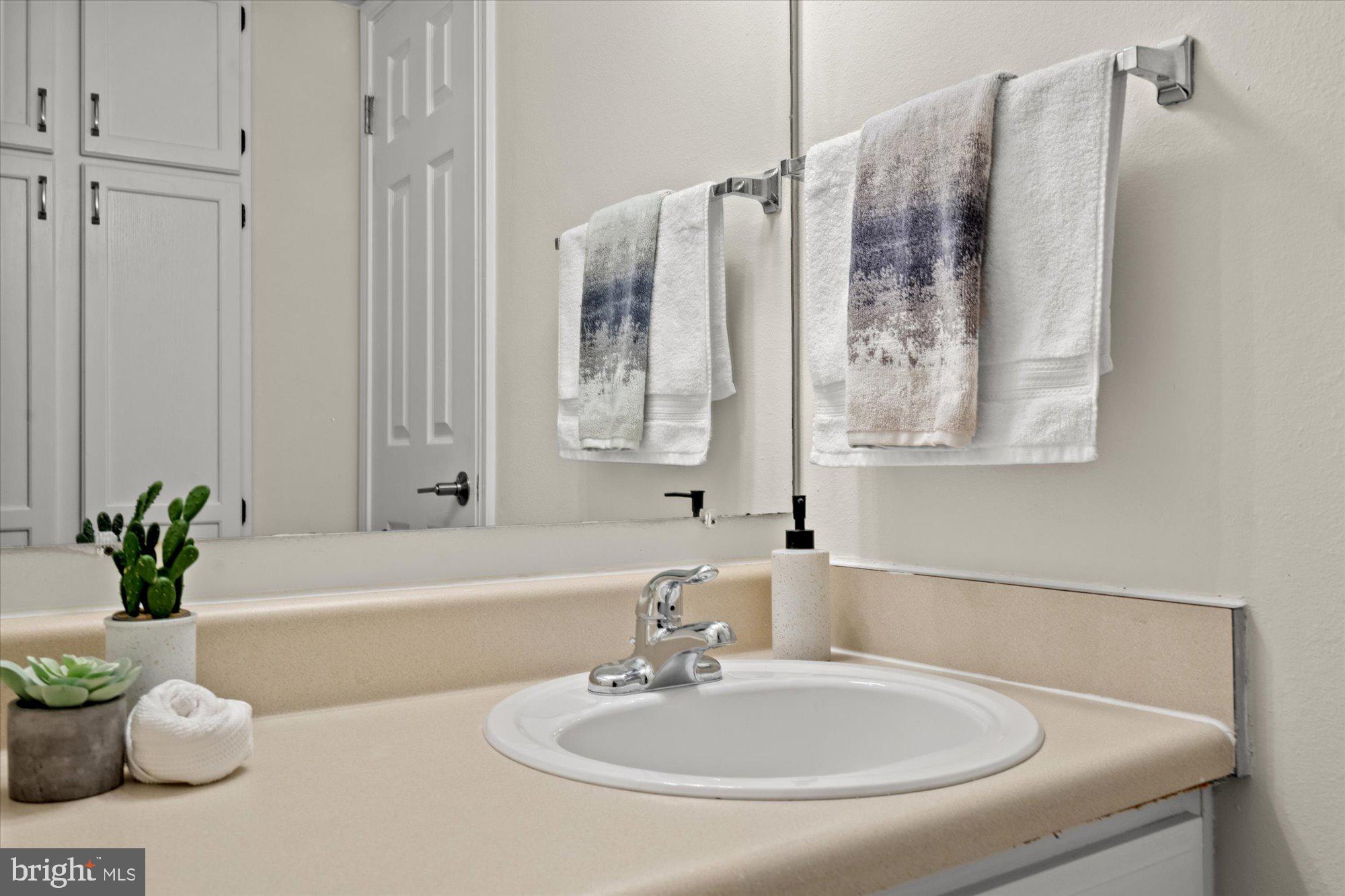 1524 LINCOLN WAY 307