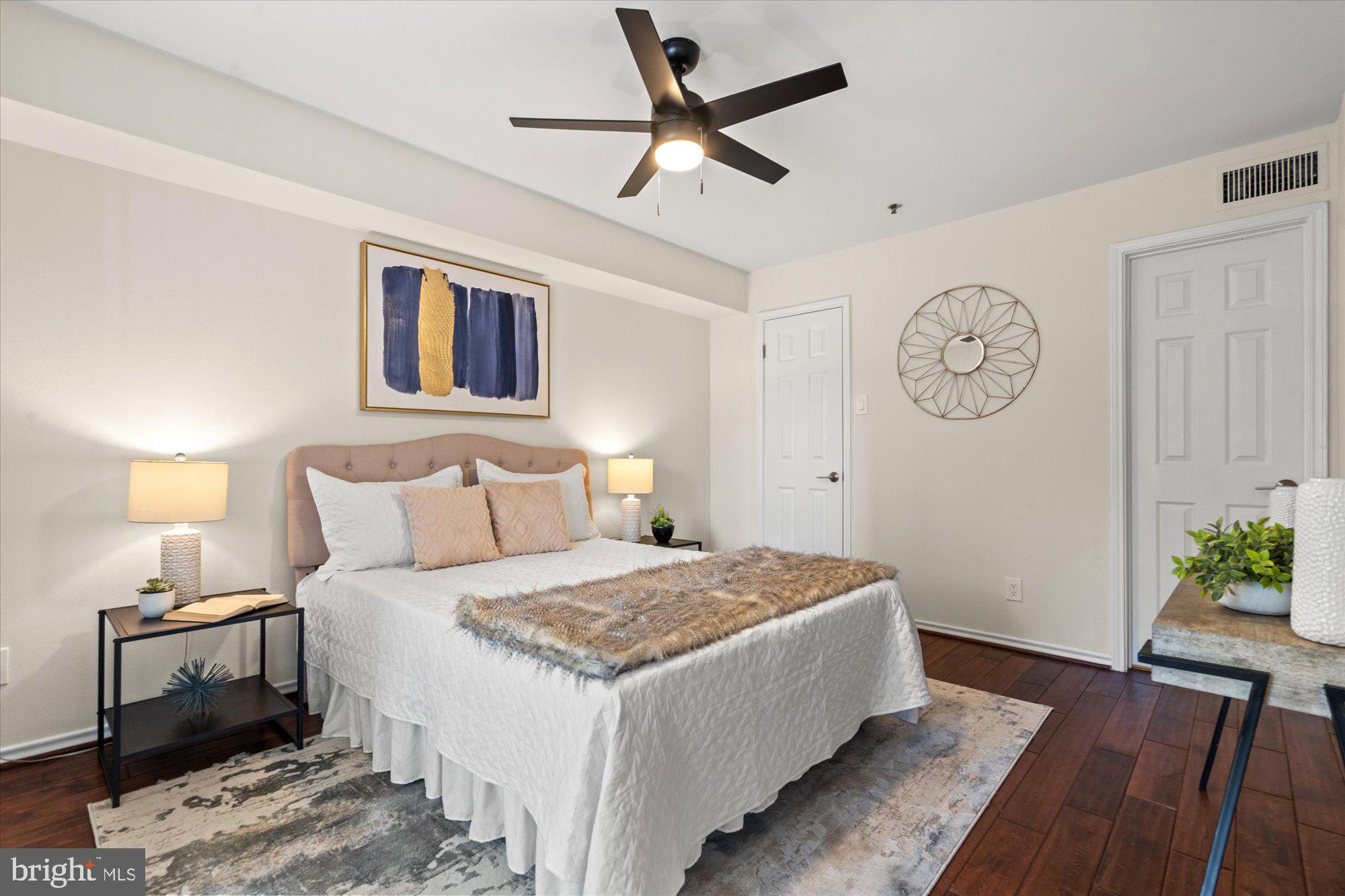 1524 LINCOLN WAY 307