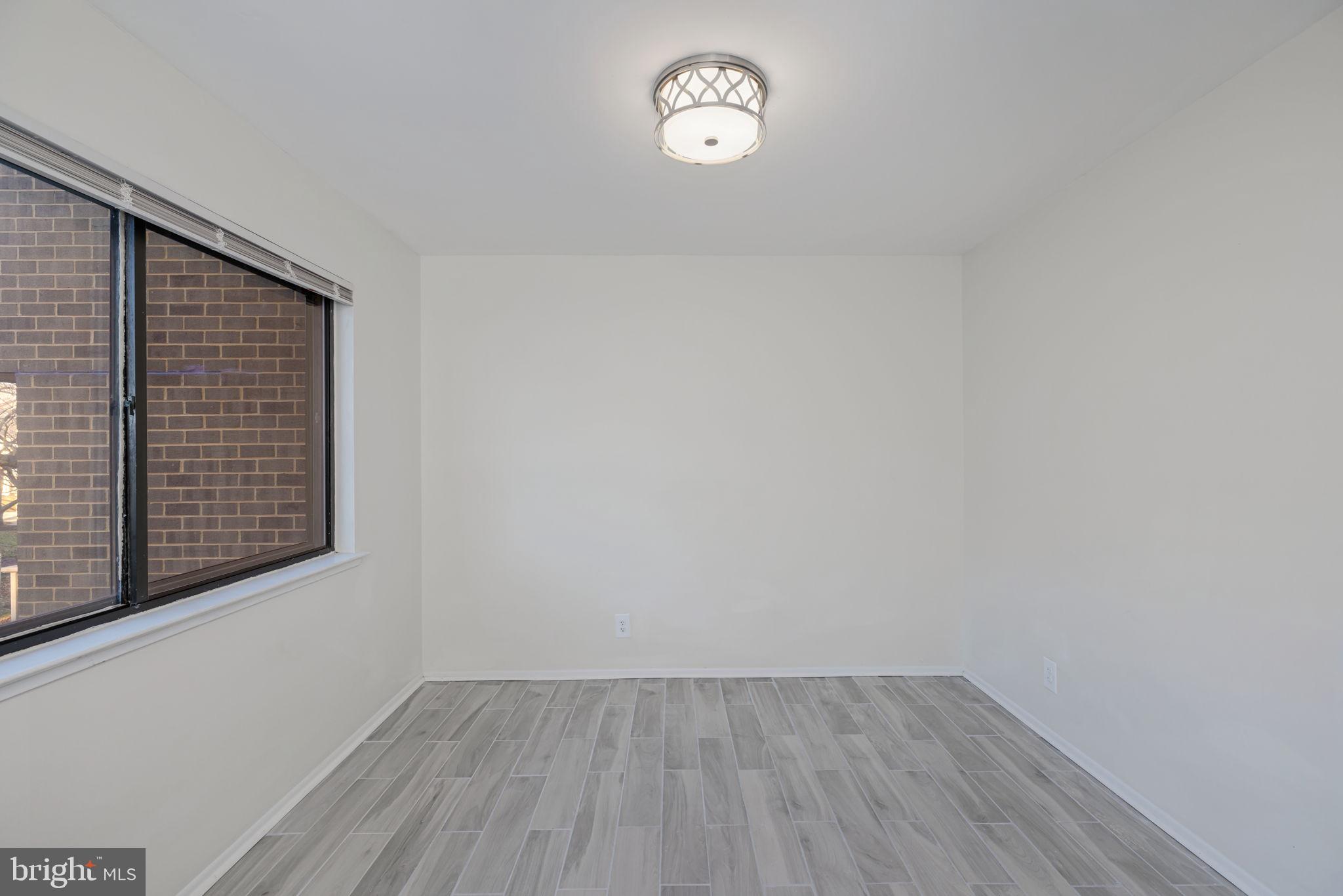 2665 GLENGYLE DRIVE 60