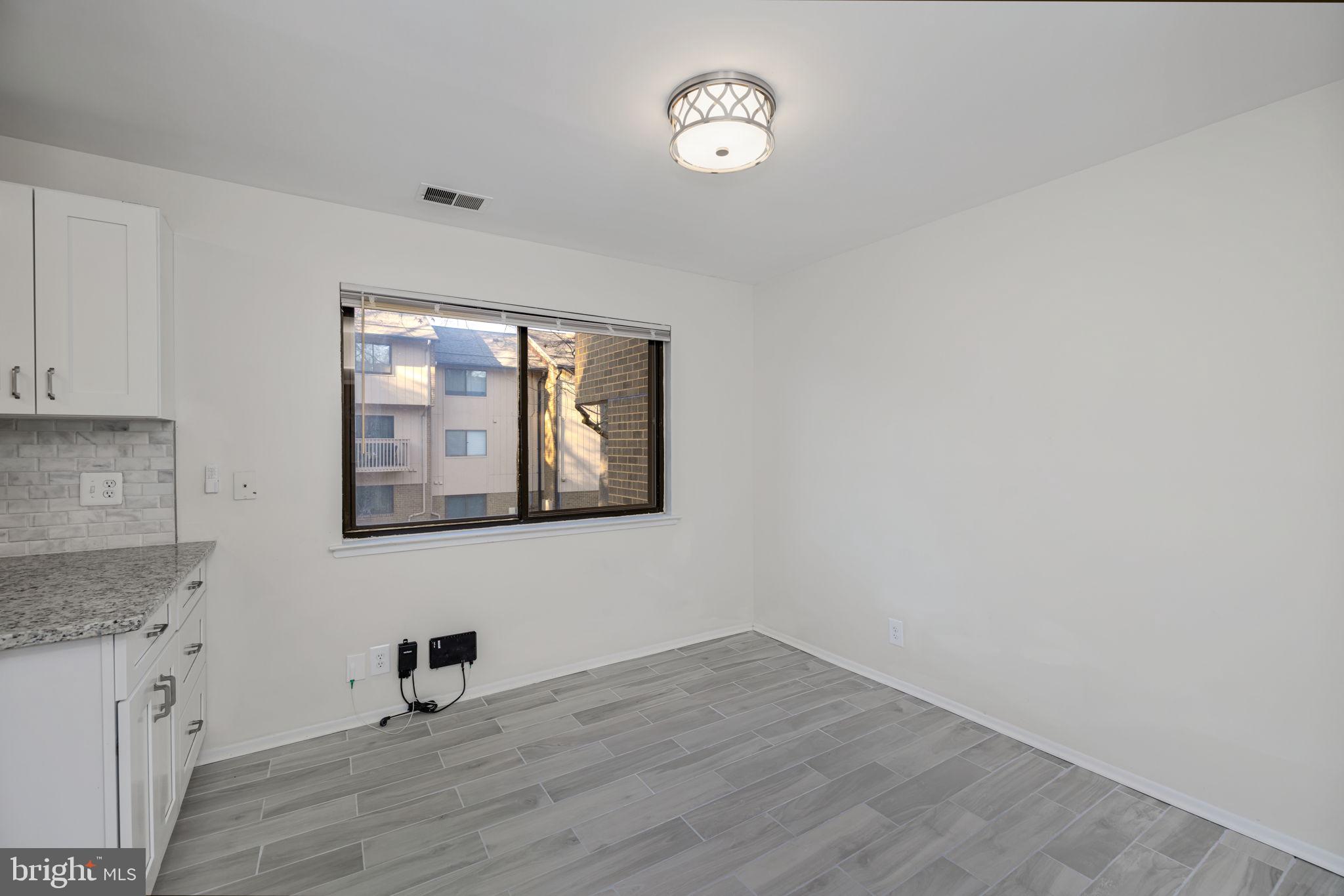 2665 GLENGYLE DRIVE 60