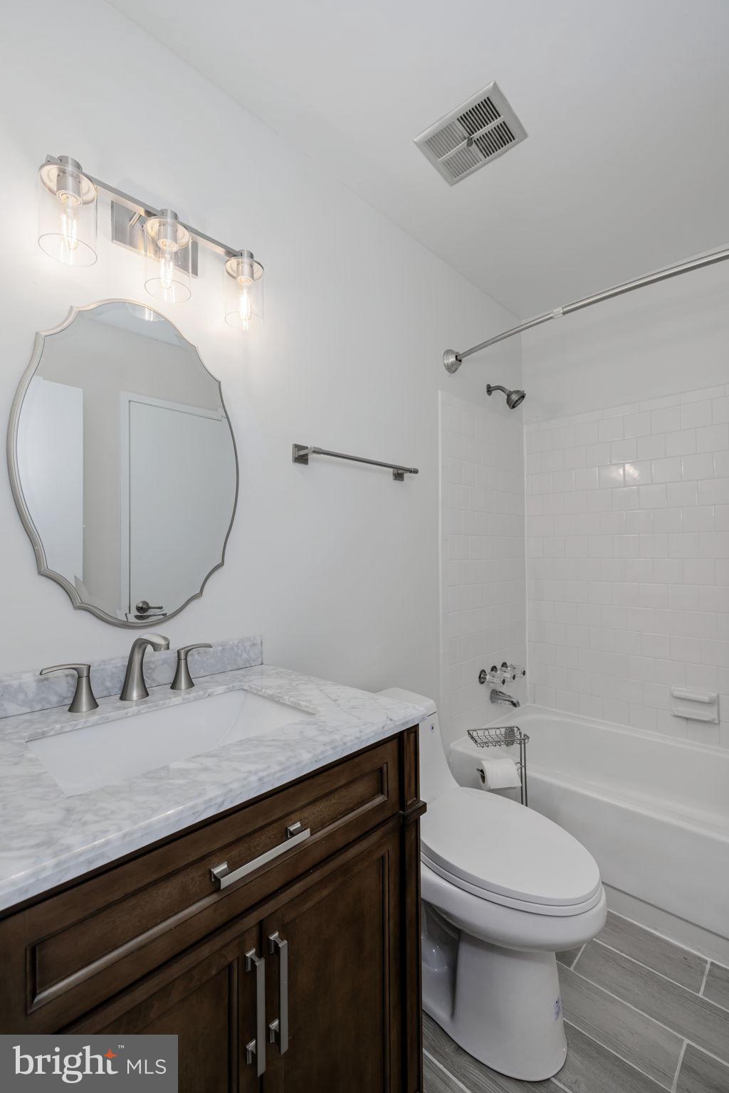 2665 GLENGYLE DRIVE 60