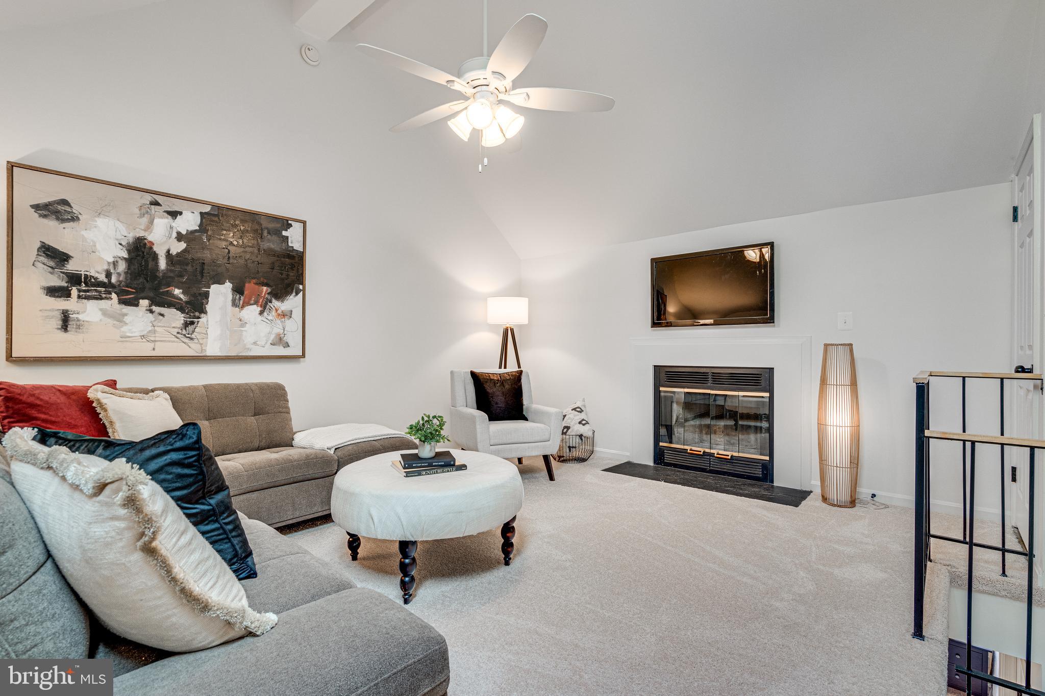 6037 CURTIER DRIVE C 6037C