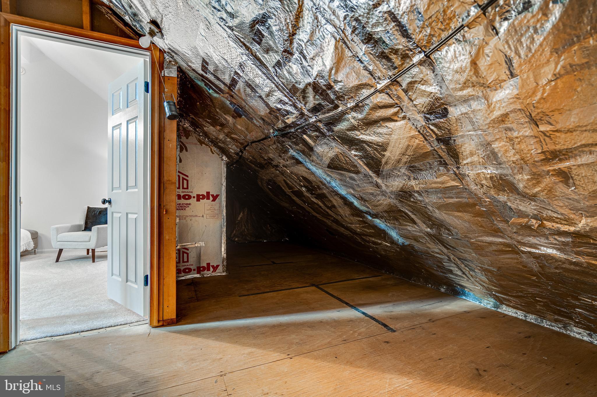 6037 CURTIER DRIVE C 6037C