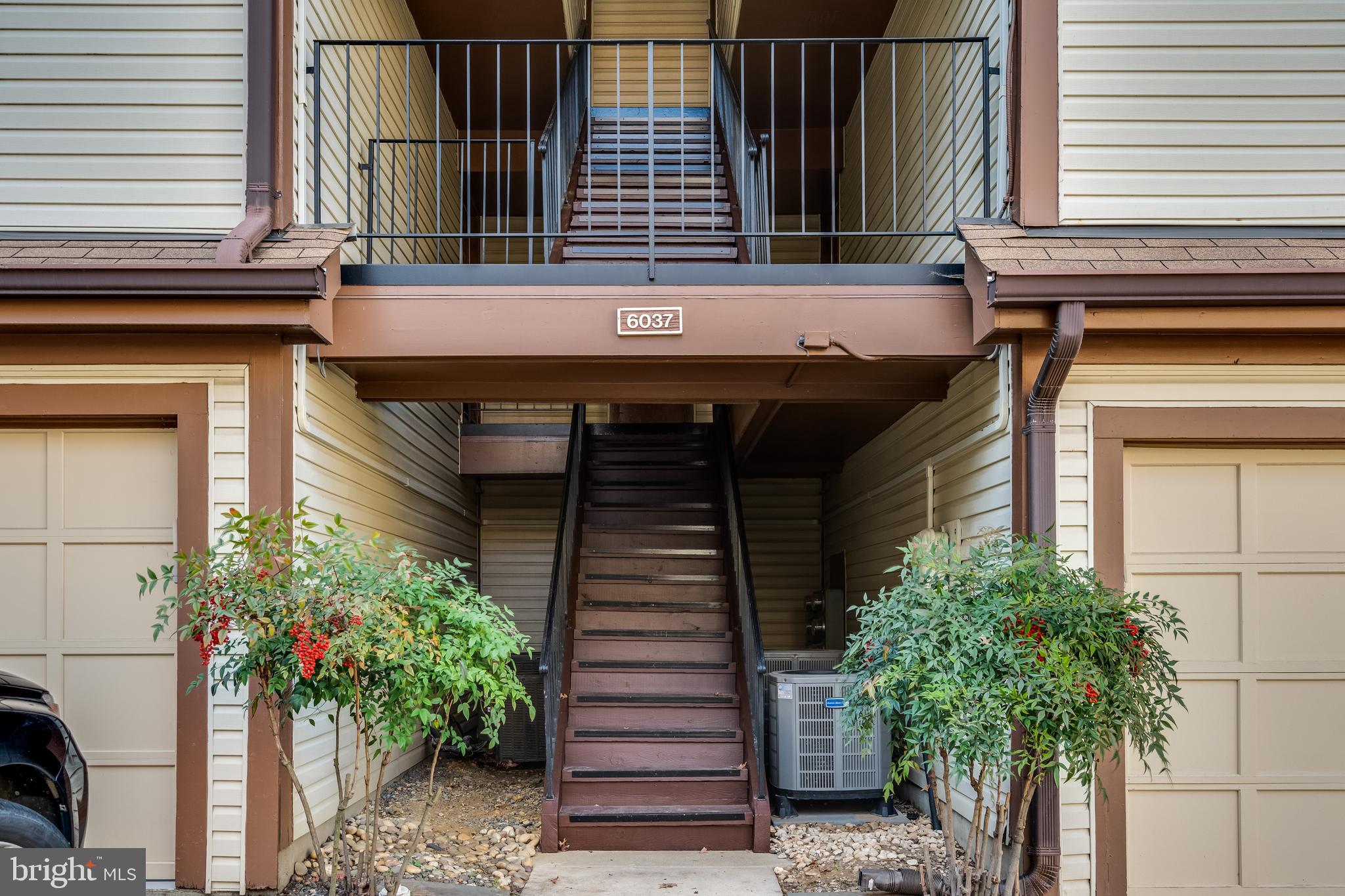 6037 CURTIER DRIVE C 6037C