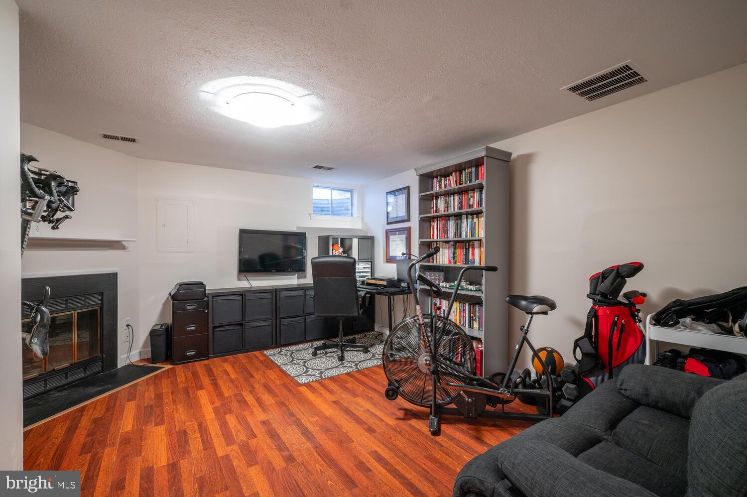 6310 CHIMNEY WOOD COURT