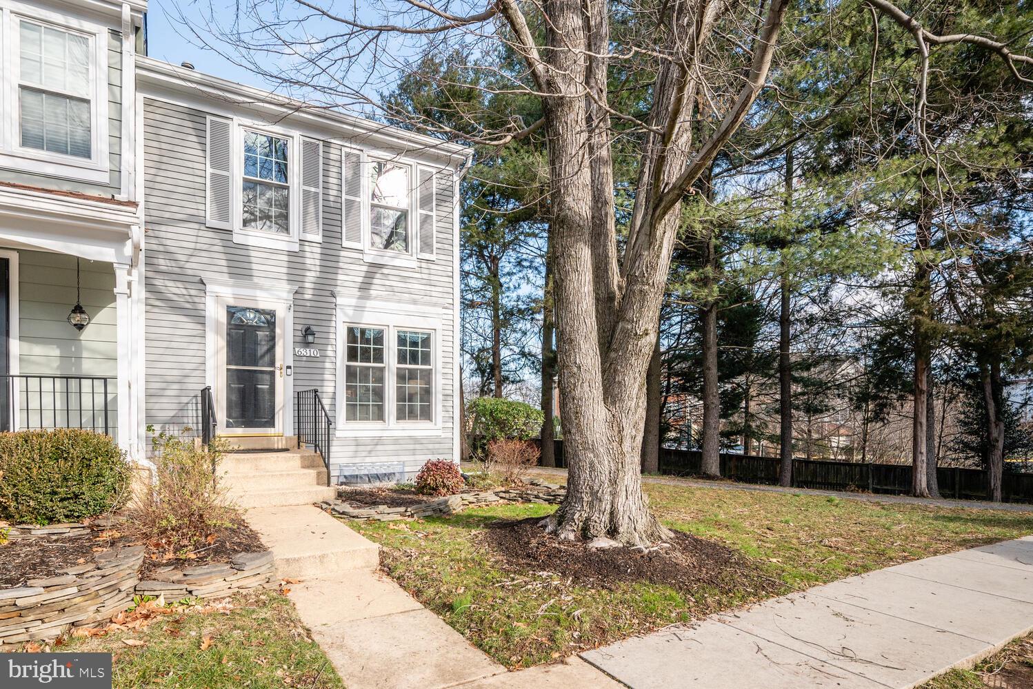 6310 CHIMNEY WOOD COURT