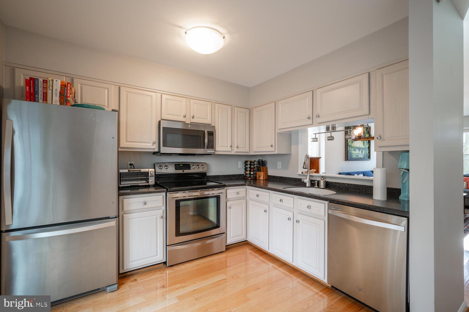 6310 CHIMNEY WOOD COURT