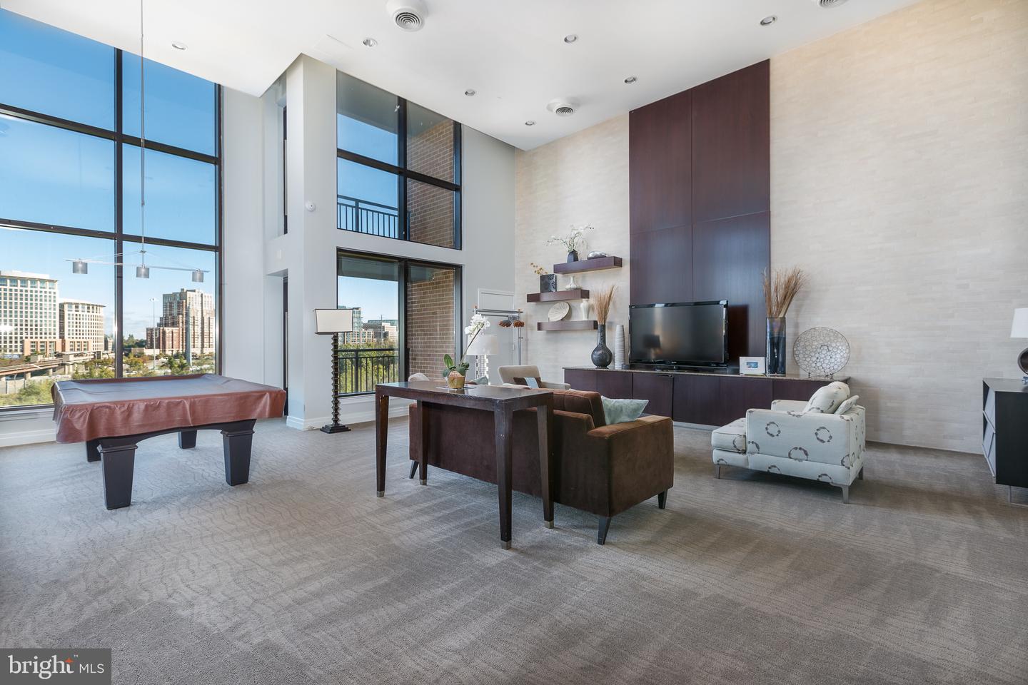 2451 Midtown Ave #724