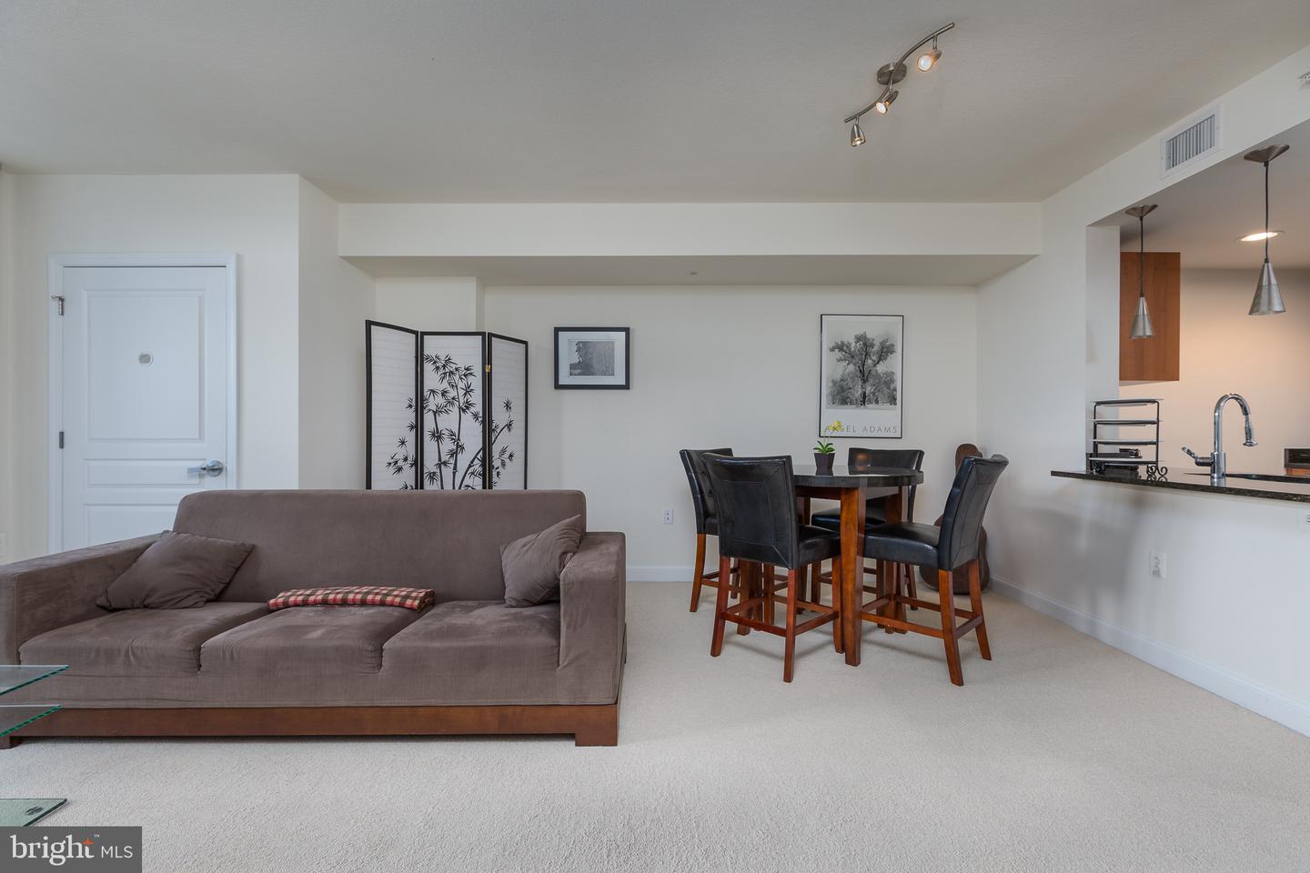 2451 Midtown Ave #724