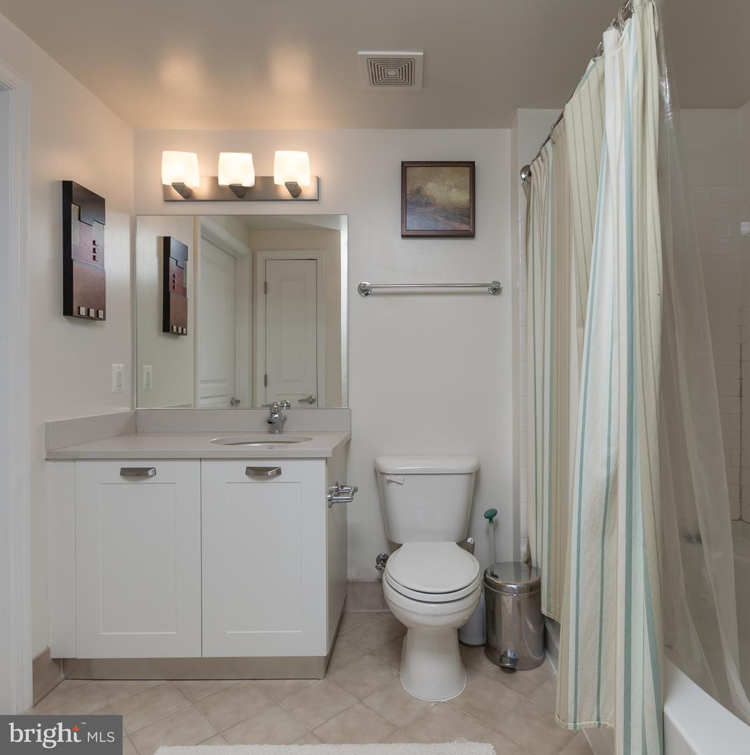 2451 Midtown Ave #724