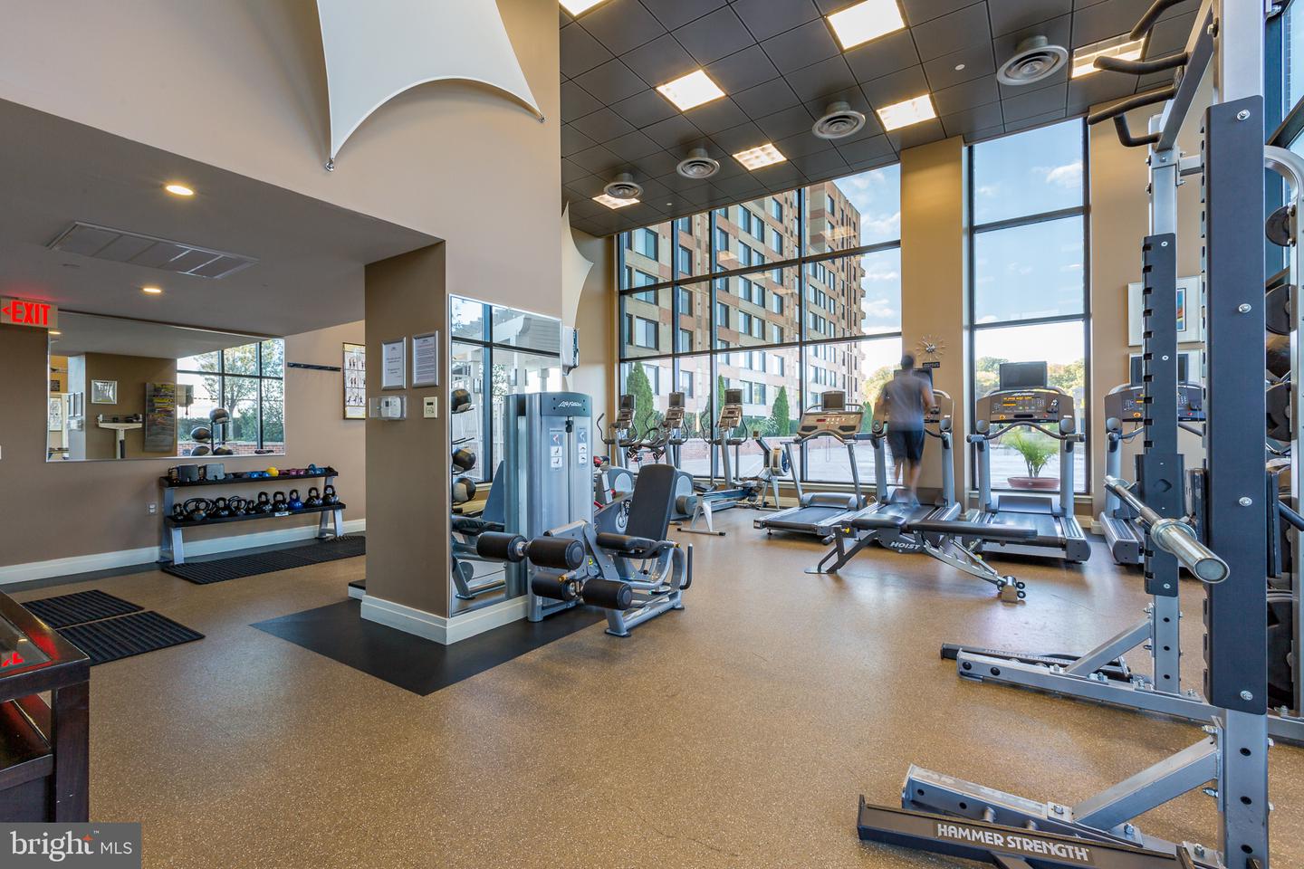 2451 Midtown Ave #724